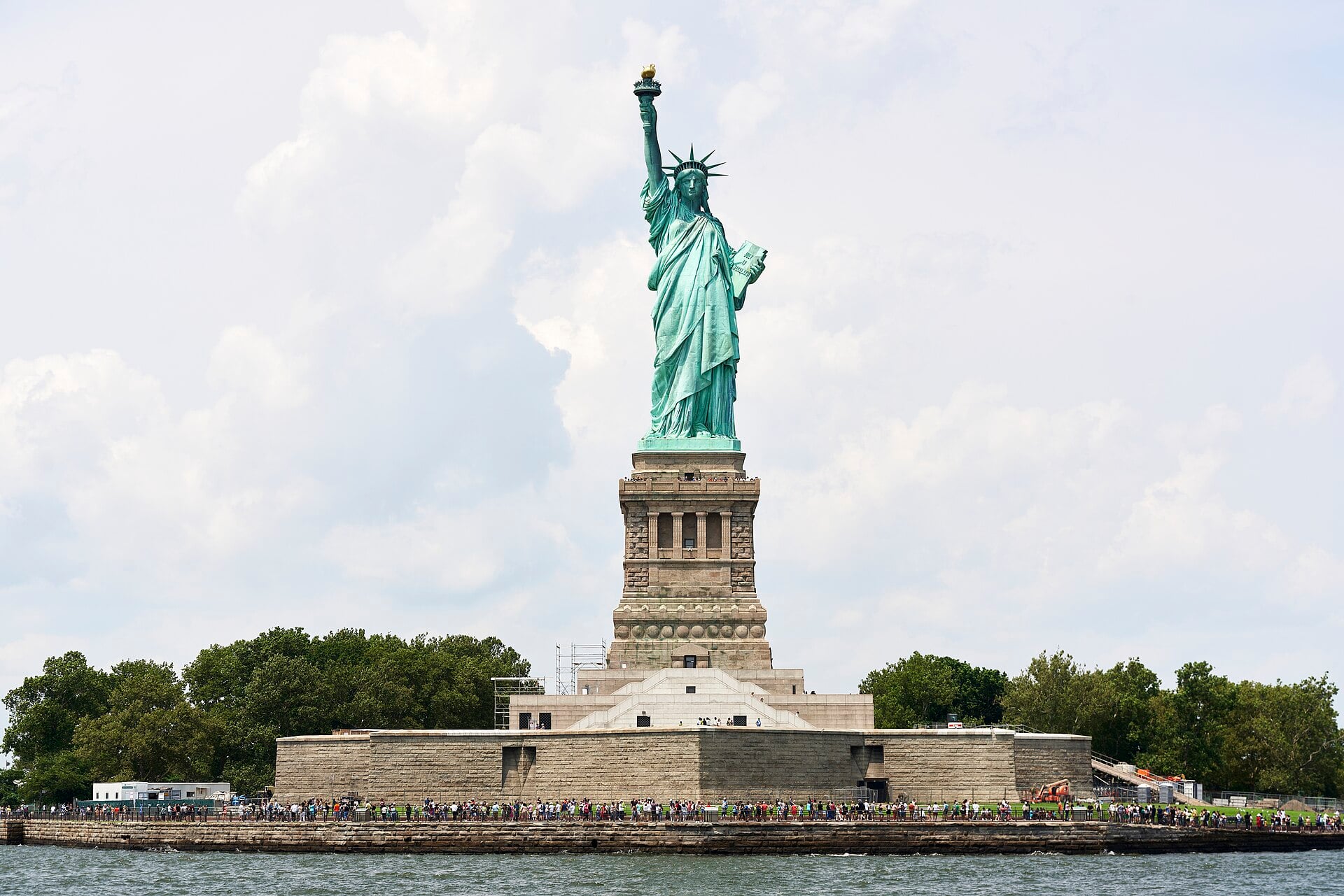 Estátua da Liberdade vista de frente, em Nova York